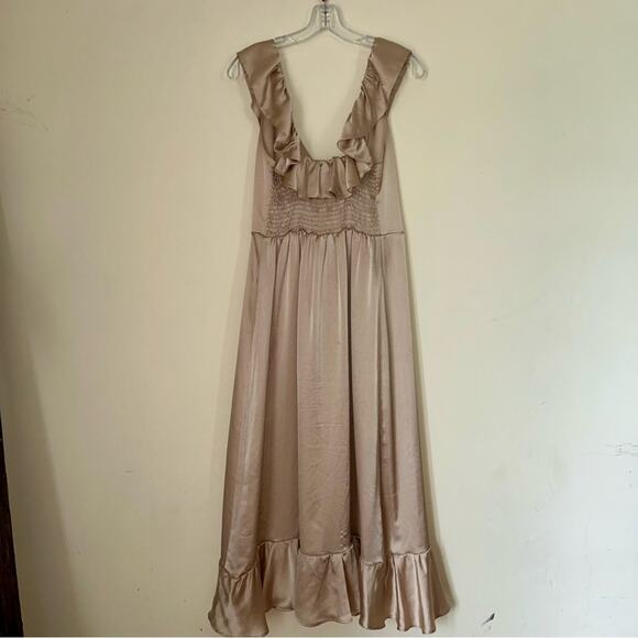 Show Me Your Mumu Alexis Midi in Champagne Luxe Satin size Large - Picture 4 of 13